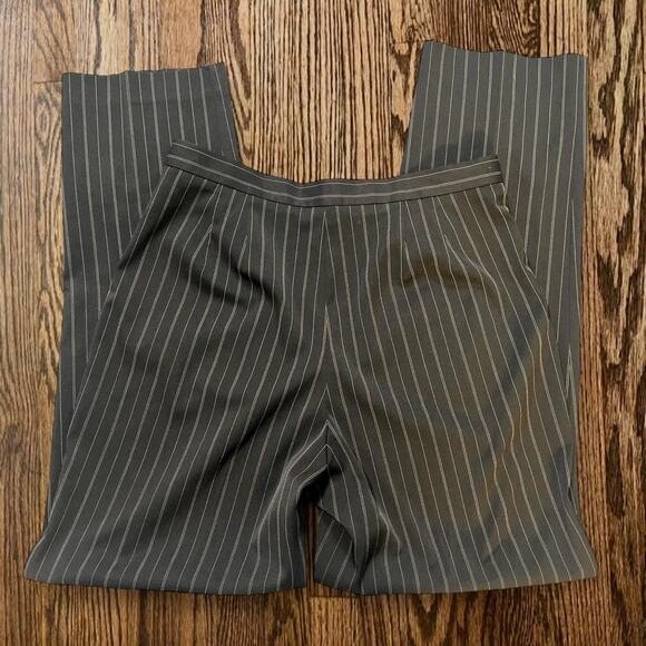 Black and white pinstripe pants - Picture 4 of 4